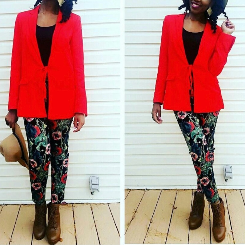 H&M Black Ankle Cropped Pants